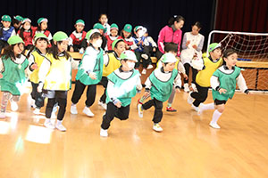 ヴィアティン三重　サッカー教室が開かれました　A・B