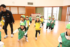 ヴィアティン三重　サッカー教室が開かれました　A・B