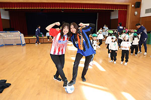 ヴィアティン三重　サッカー教室が開かれました　A・B