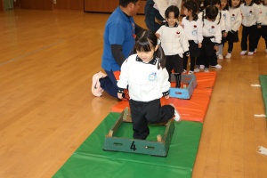 体操教室 　ー跳び箱ー　こあら