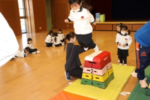 体操教室 　ー跳び箱ー　ぱんだ