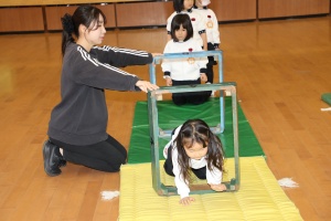 体操教室 　ー跳び箱ー　きりん