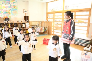 楽器で遊びました🎵　きりん