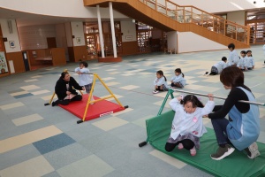 鉄棒頑張っています　こあら