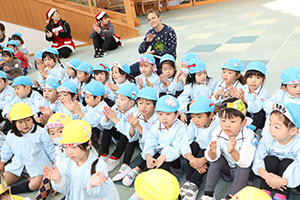 クリスマス会　12月うまれのお誕生会🎁　NO．1