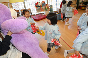 クリスマスプレゼント🎁　さくら・すみれ