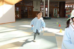 リレー楽しかったね　こあら・ことり・ぱんだ