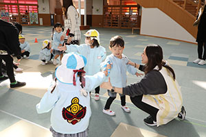 リレー楽しかったね　こあら・ことり・ぱんだ