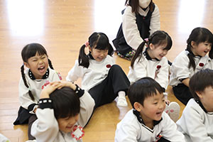 体操教室 　ー跳び箱ー　りす