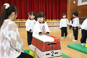 体操教室 　ー跳び箱ー　りす