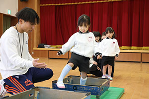 体操教室 　ー跳び箱ー　うさぎ
