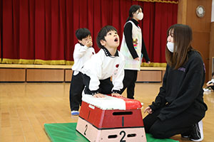 体操教室 　ー跳び箱ー　うさぎ