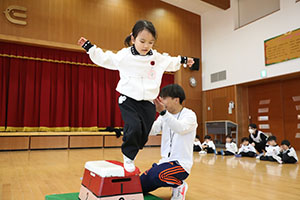体操教室 　ー跳び箱ー　うさぎ