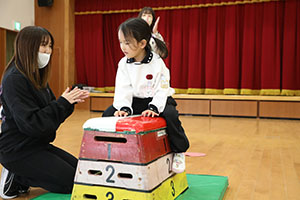 体操教室 　ー跳び箱ー　うさぎ