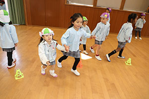 リレーとマスおに　ことり・C