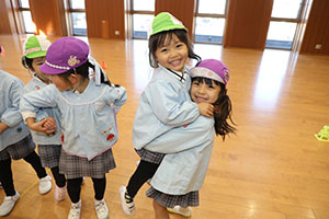 リレーとマスおに　ことり・C