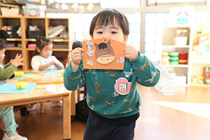 絵馬の制作　ひよこ