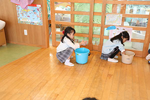 大掃除をしました　すみれ・ばら・たんぽぽ・りす・うさぎ・B・D