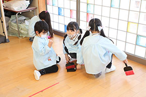 大掃除をしました　すみれ・ばら・たんぽぽ・りす・うさぎ・B・D