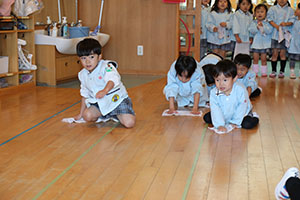 ぞうきんがけレース　こあら