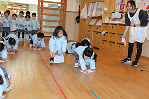 ぞうきんがけレース　こあら