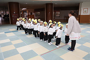 雪だるまころがし　うさぎ・ぱんだ