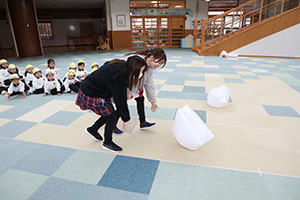 雪だるまころがし　うさぎ・ぱんだ