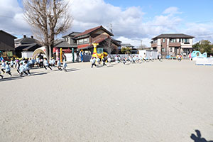 マラソン活動が始まりました　C・ひまわり・たんぽぽ・さくら・ことり・ぱんだ