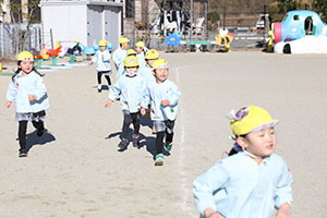 マラソン活動が始まりました　C・ひまわり・たんぽぽ・さくら・ことり・ぱんだ