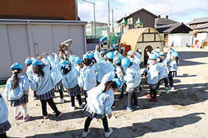 マラソン活動が始まりました　C・ひまわり・たんぽぽ・さくら・ことり・ぱんだ