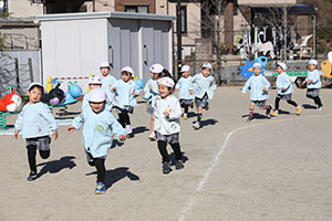 マラソン活動が始まりました　C・ひまわり・たんぽぽ・さくら・ことり・ぱんだ