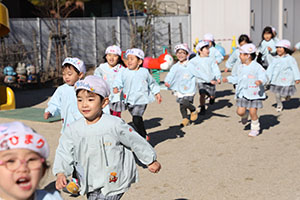 マラソン活動が始まりました　C・ひまわり・たんぽぽ・さくら・ことり・ぱんだ