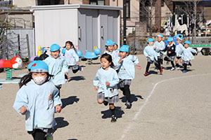 マラソン活動が始まりました　C・ひまわり・たんぽぽ・さくら・ことり・ぱんだ