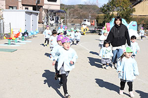マラソン活動が始まりました　C・ひまわり・たんぽぽ・さくら・ことり・ぱんだ