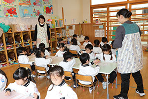 書初め大会　がんばったね！　年中組