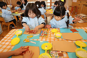 絵馬の制作　こあら