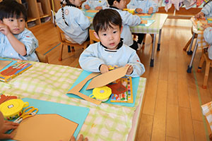 絵馬の制作　こあら