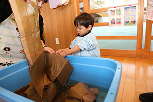 作品展の制作活動　ことり