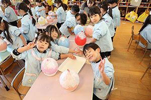 作品展　張り子の制作　Ｅ