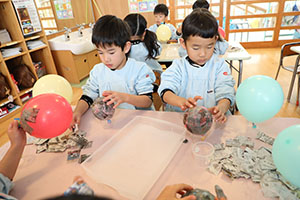 作品展　張り子の制作　Ｃ