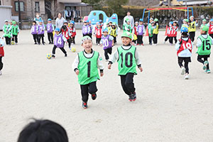 サッカー教室が開かれました　B・D