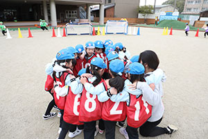 サッカー教室が開かれました　B・D