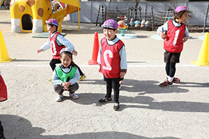 サッカー教室が開かれました　C