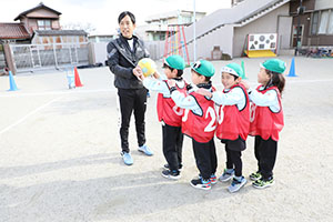 サッカー教室が開かれました　A・E