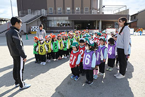 サッカー教室が開かれました　A・E