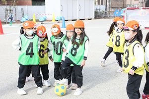 サッカー教室が開かれました　A・E