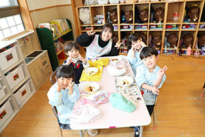 ホットケーキパーティ　　ひまわり・たんぽぽ・すみれ