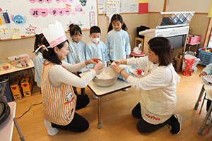 ホットケーキパーティ　　ばら・さくら