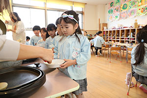 ホットケーキパーティ　　ばら・さくら