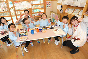 ホットケーキパーティ　　ばら・さくら